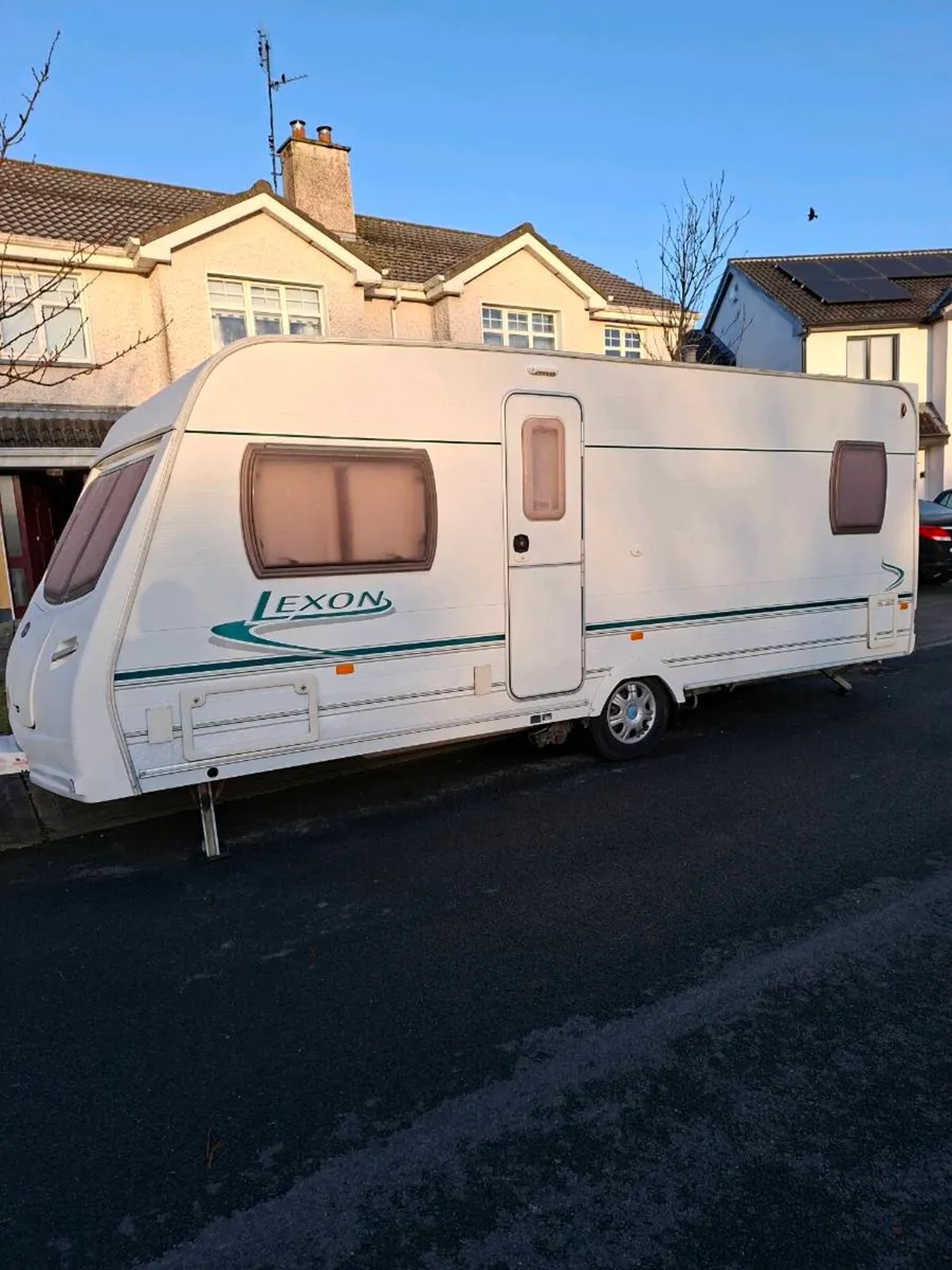 Lexon Lunar Caravan for sale - Image 1