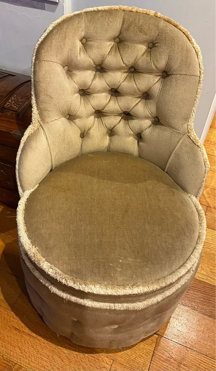 Bedroom Chair.Genuine Sherborne Drayton Velvet - Image 2