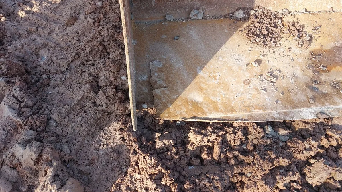 Manitou loadall bucket - Image 4