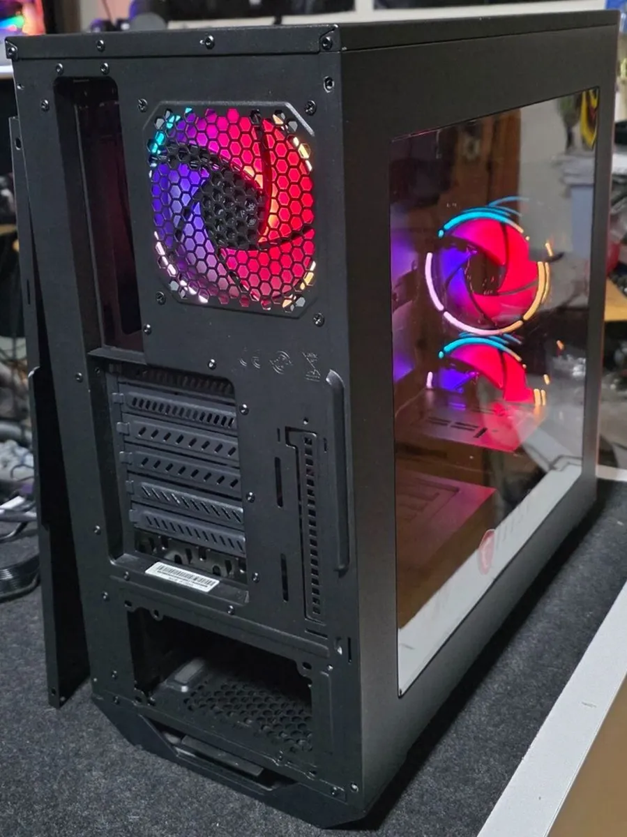 MasterBox 5 MSI Edition With Halo RGB Fans PC Case - Image 2