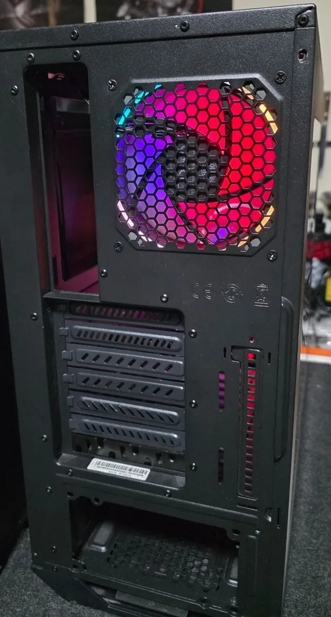 MasterBox 5 MSI Edition With Halo RGB Fans PC Case - Image 3