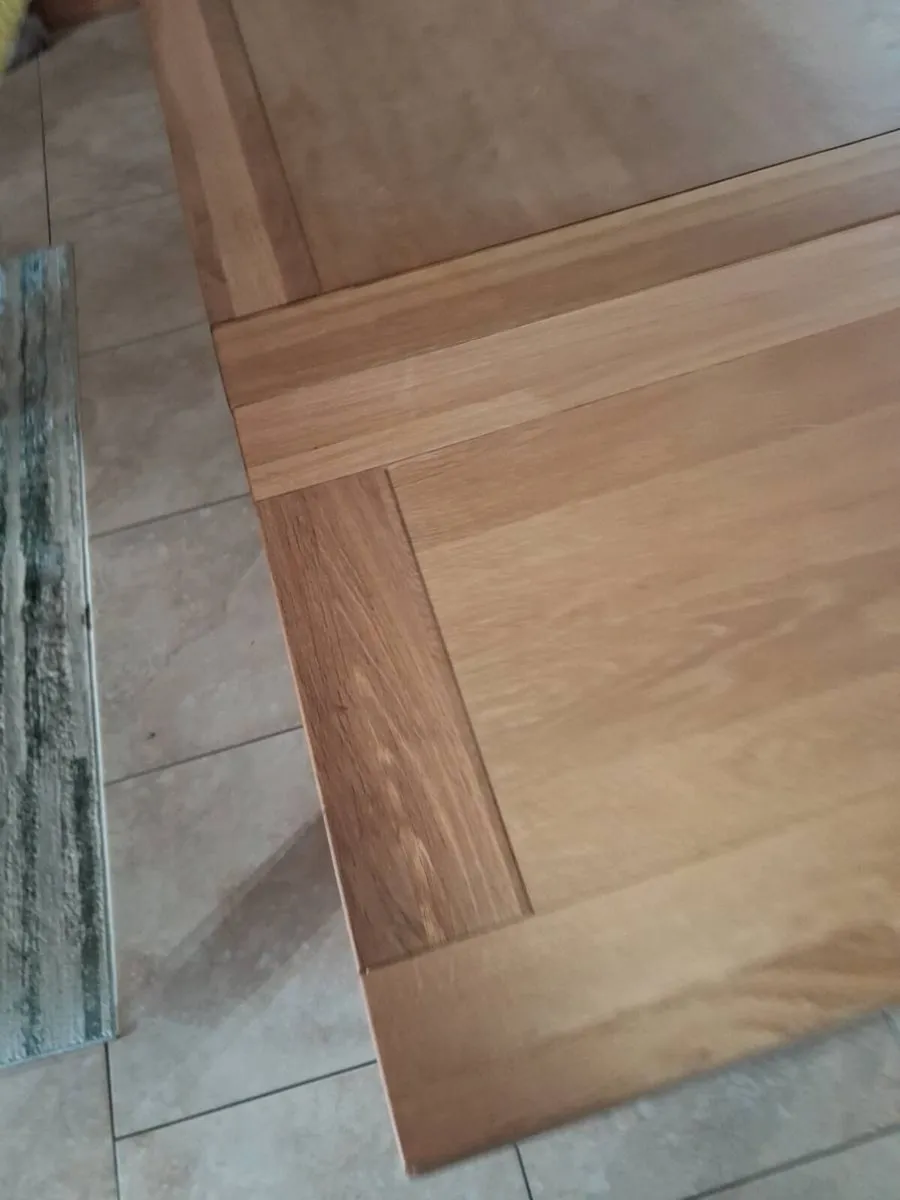 Kitchen table and chairs solid oak - Image 2