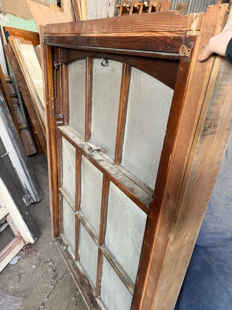 2 reclaimed sash windows - Image 2