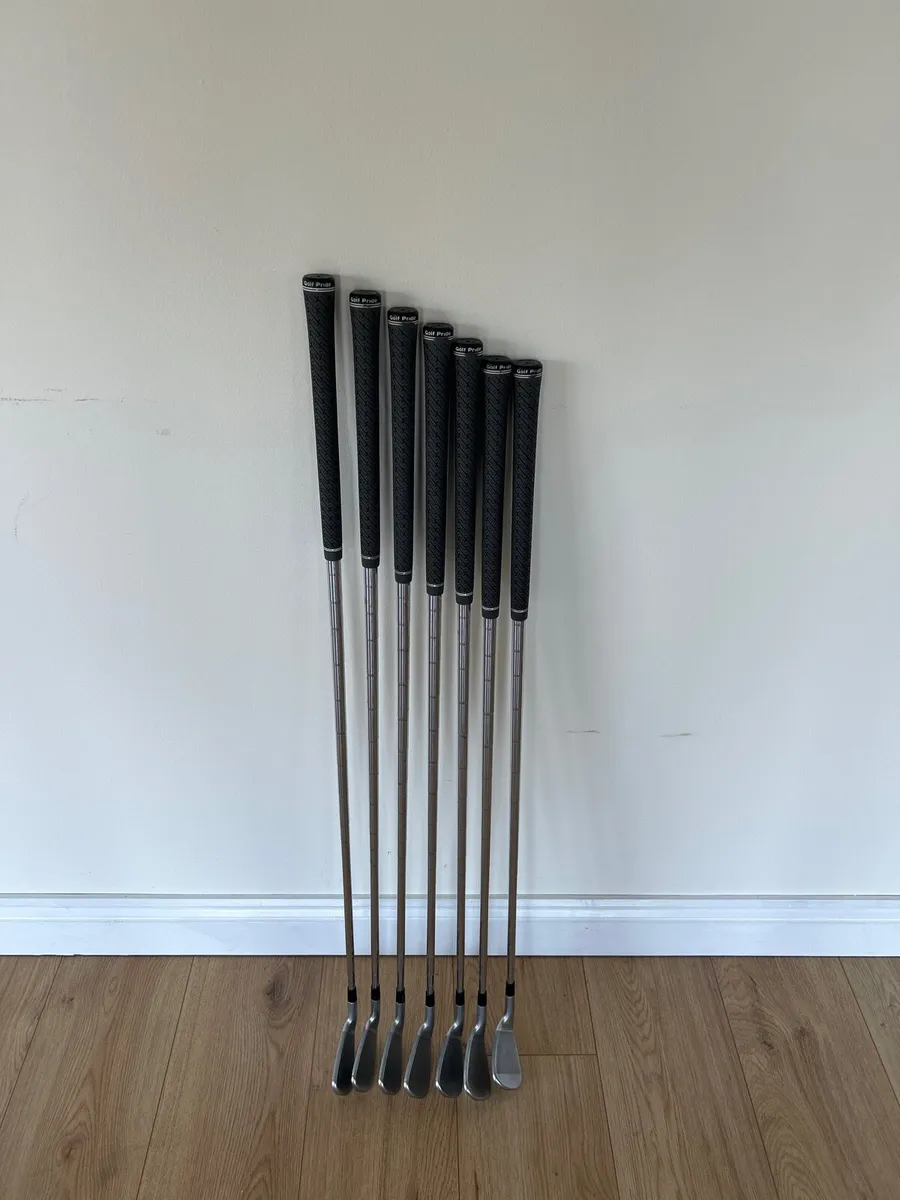 Taylormade P790 iron set - Image 2