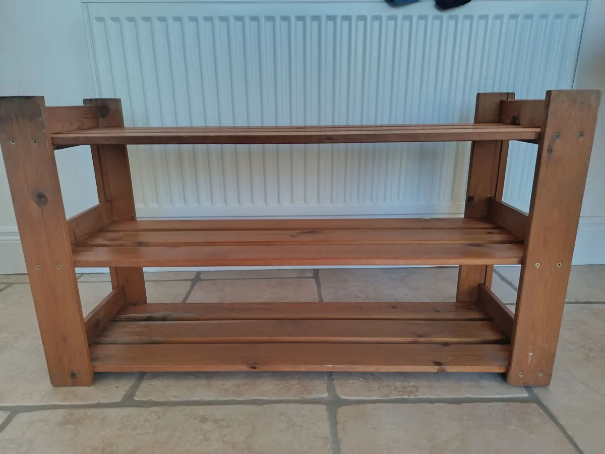 Shoe rack - Image 1