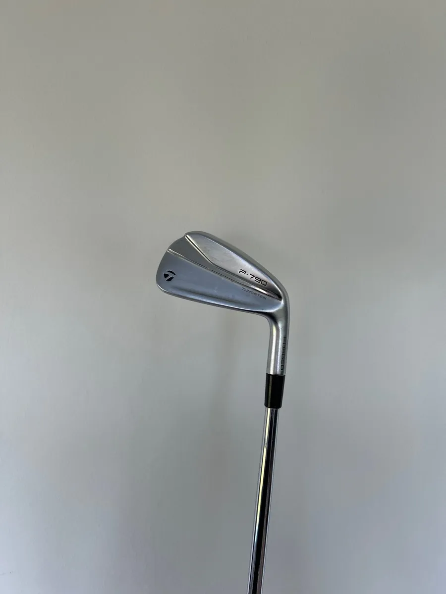 Taylormade P790 iron set - Image 1