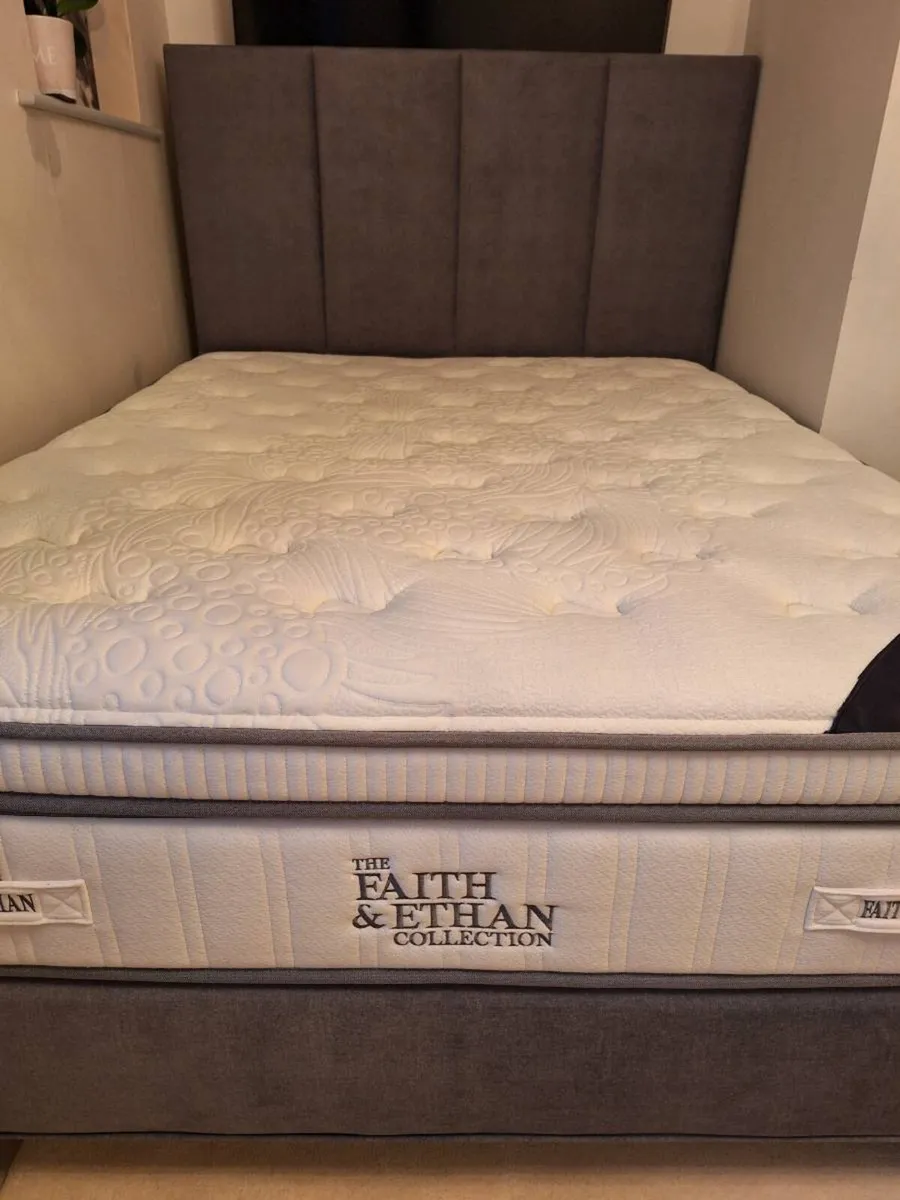 King size mattress&bed frame with H-board - Image 1