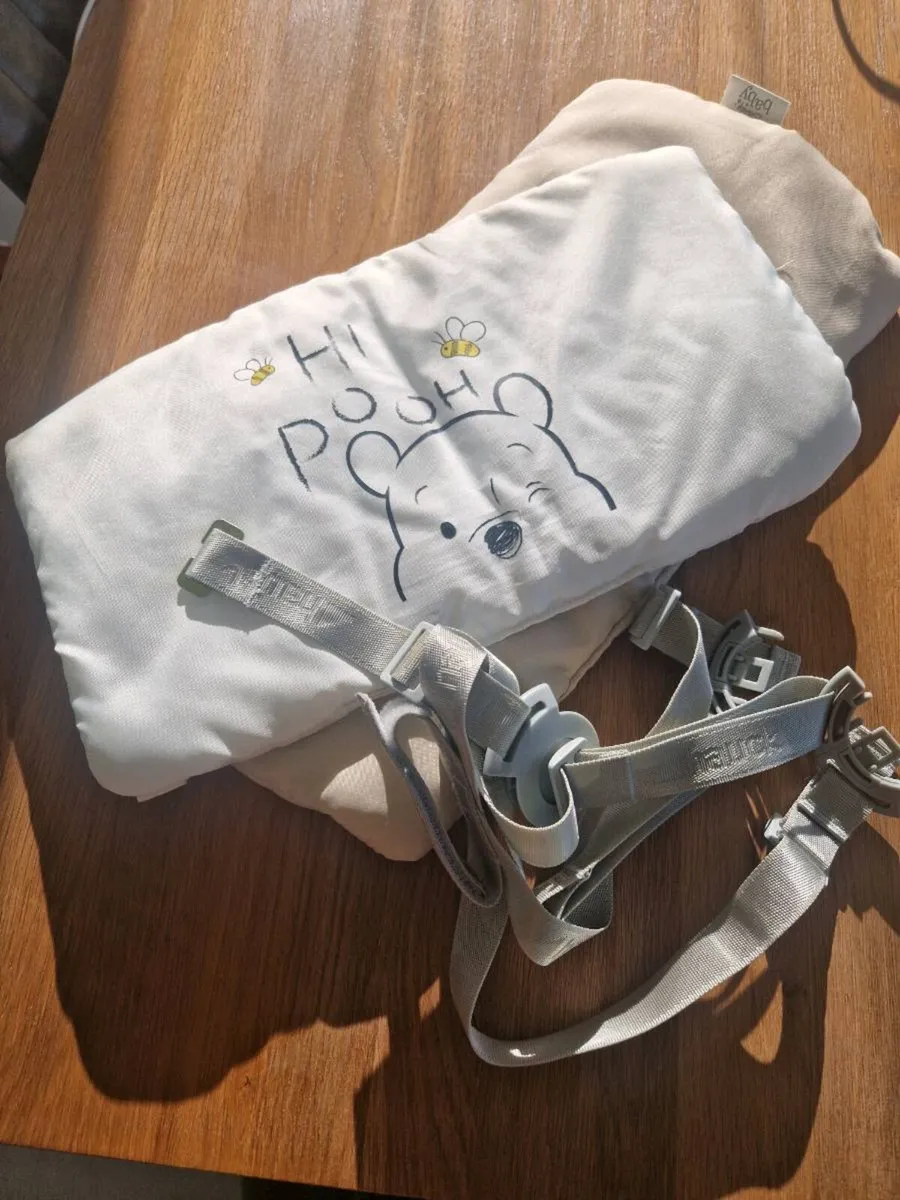 Hauck high chair 2 in 1 with alpha tray - Image 3