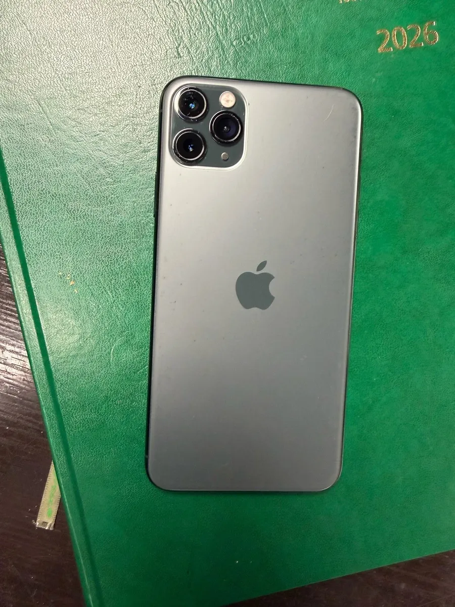 Iphone 11 Pro Max Mint Condition - Image 1