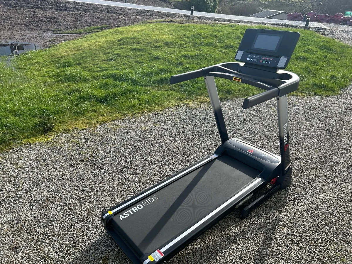 Treadmill Reebok Astroride A4.0. - Image 1