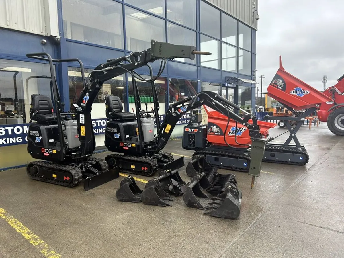 Tracked Dumpers & Micro Diggers for Hire