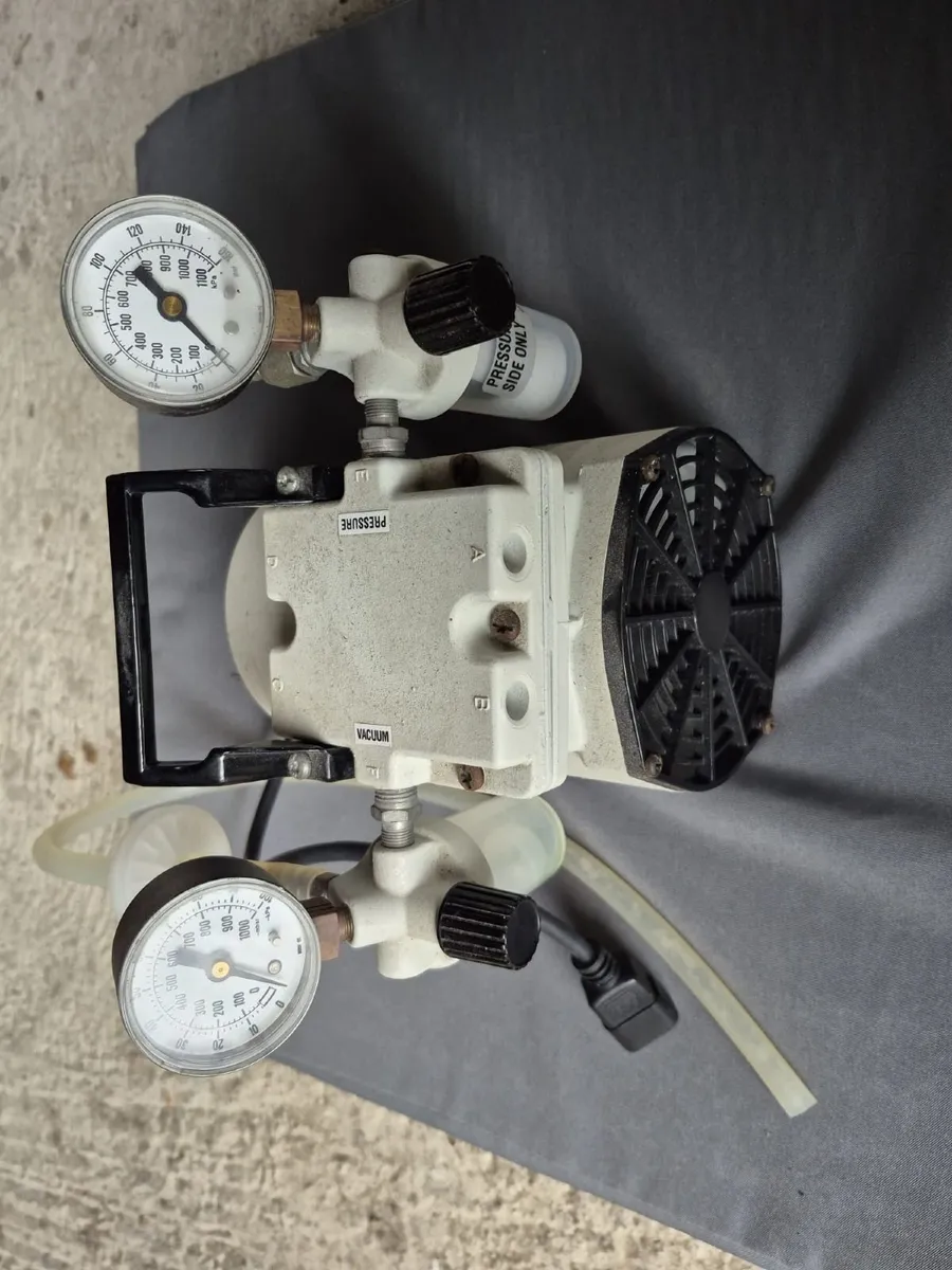 Laboratory Vacuum & Pressure Pump - Image 1