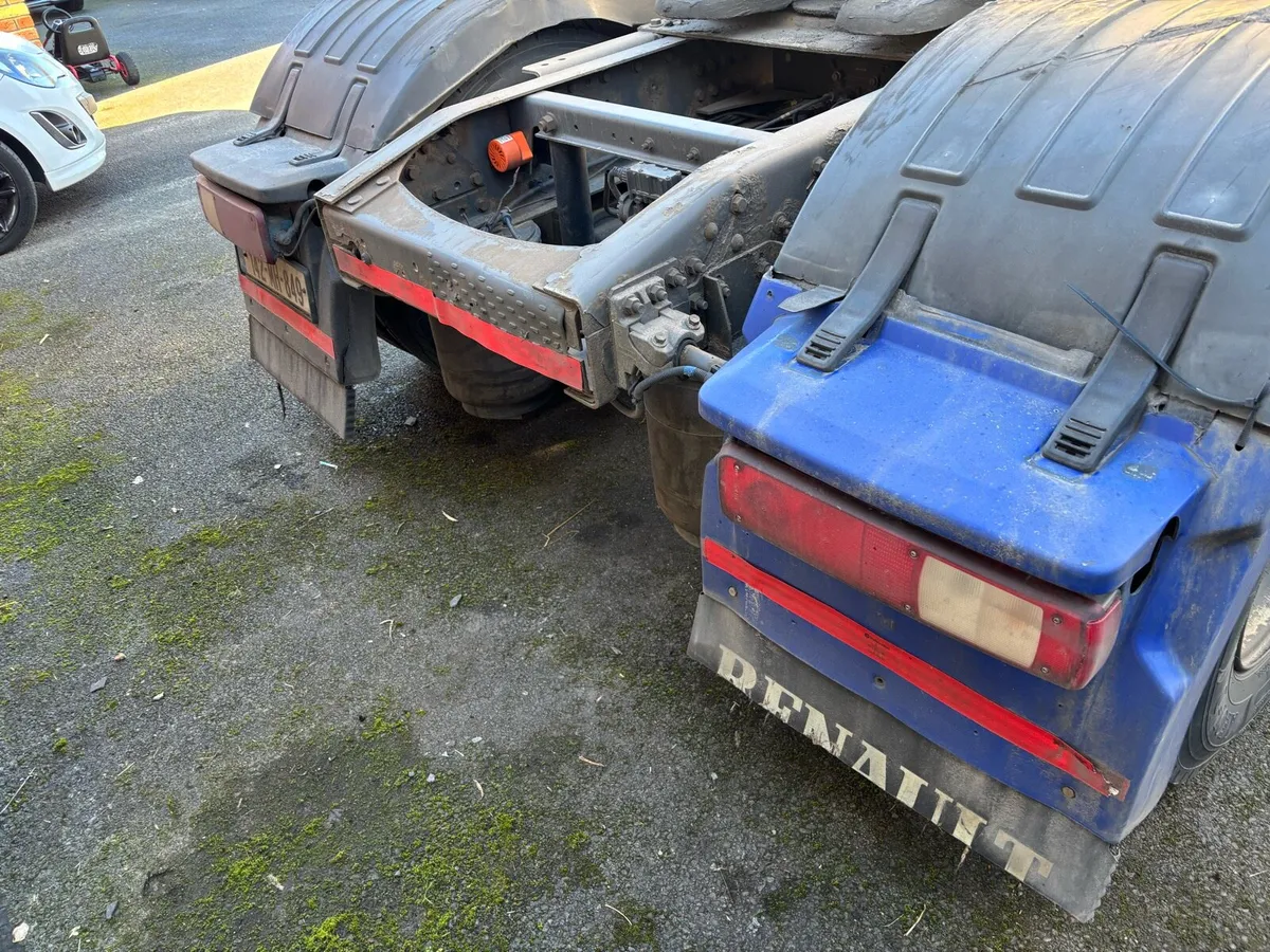 2014 Renault premium 4 x 2 tested - Image 4