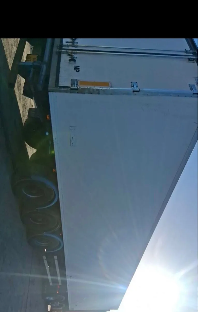 Gray @ adams fridge - Image 2