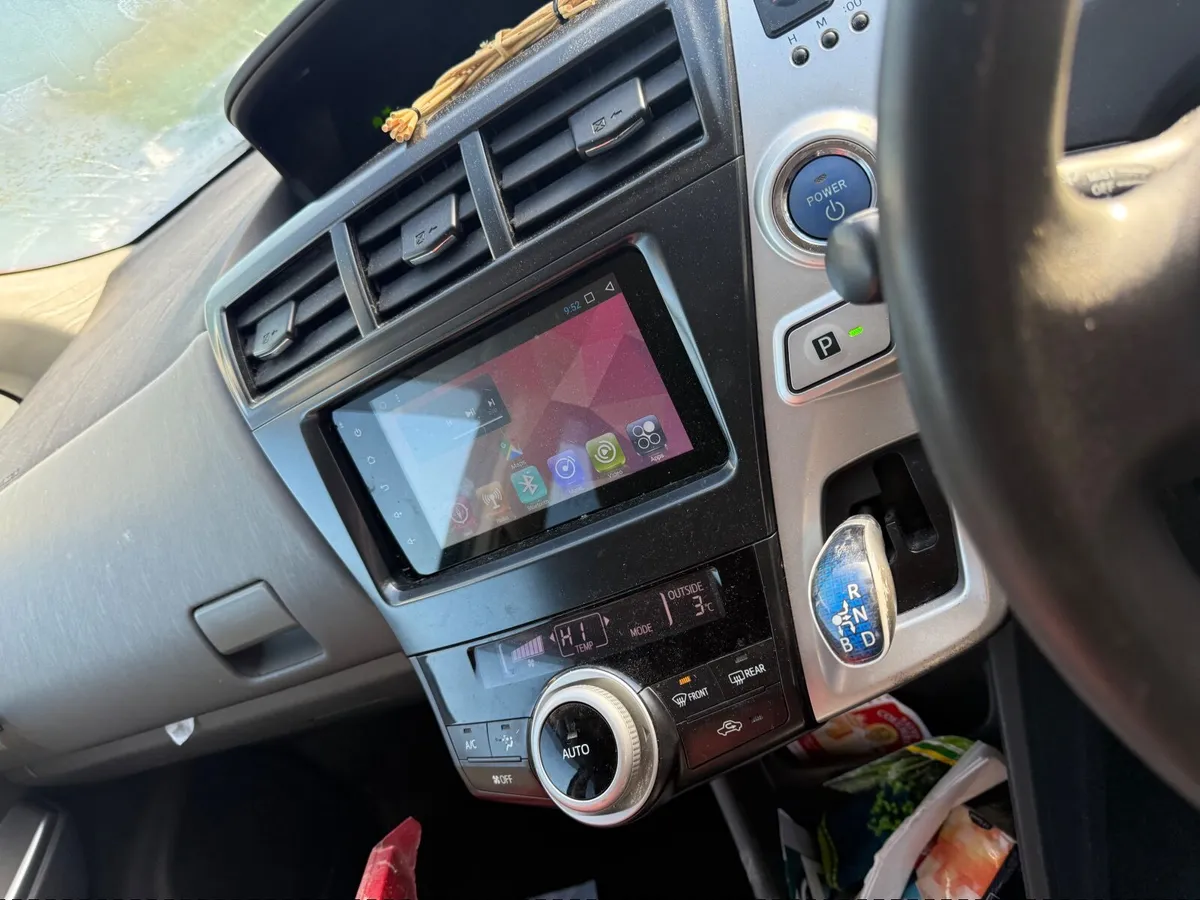 Toyota Prius - Image 3