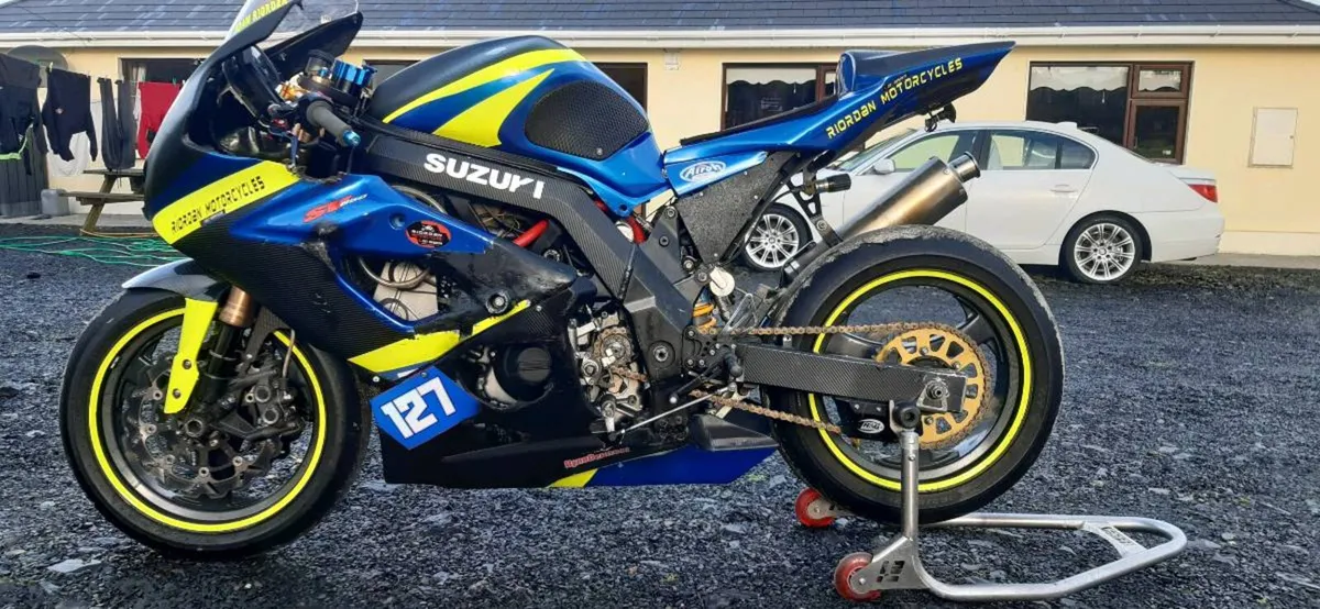 Suzuki Sv 650 supertwin - Image 3