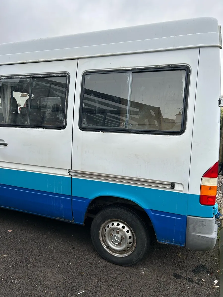 Awesome Camper van - Image 4