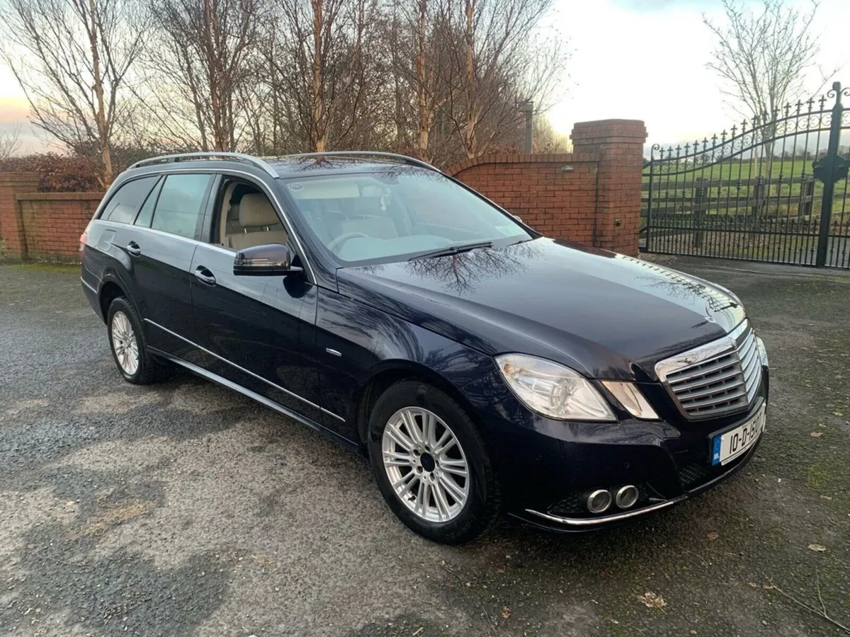 Mercedes e220 breaking - Image 1