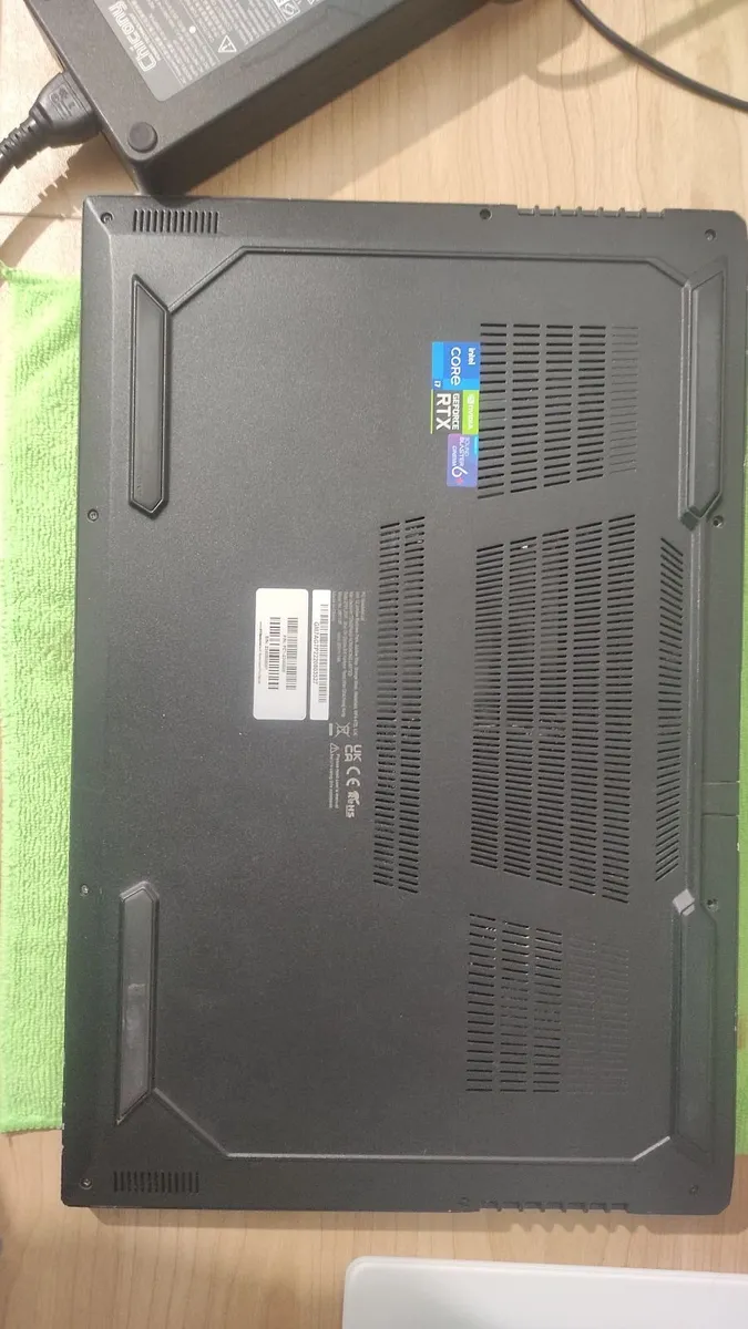 PCSpecialist Ionico 17 RTX 3070Ti QHD 240Hz - Image 4