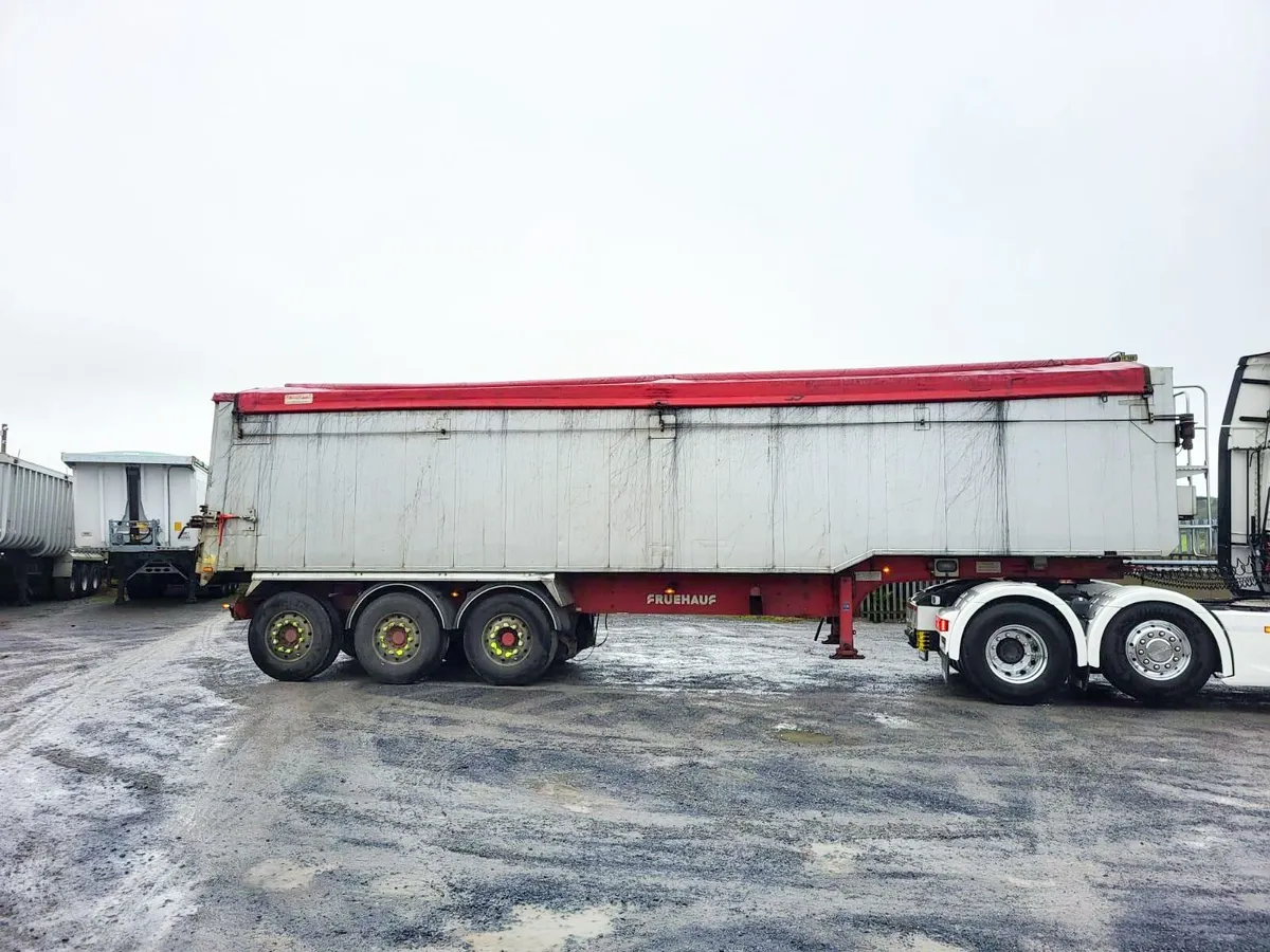 Fruehauf Bulk Alloy Tipping Trailer - Image 2