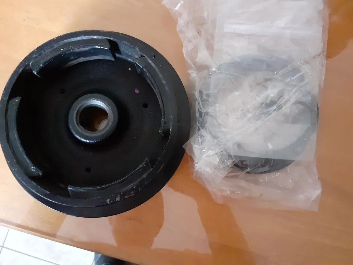 Flywheel For Honda Outboard 20HP engine - Image 2