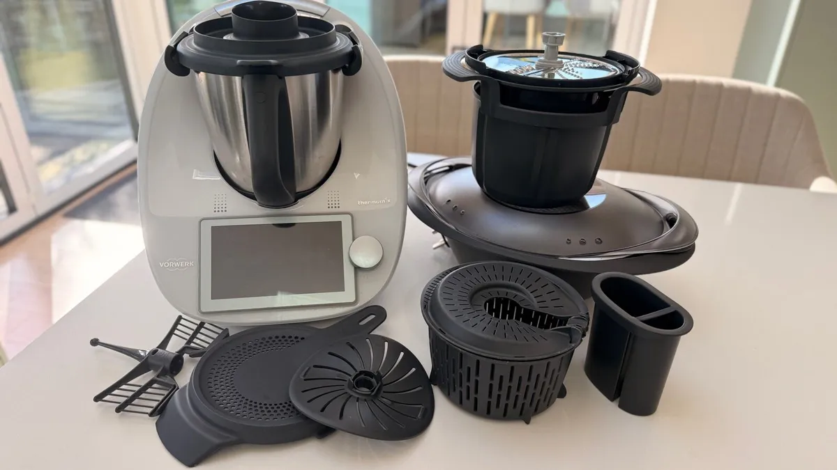 Thermomix TM6  - Excellent Condition + Cutter - Image 1