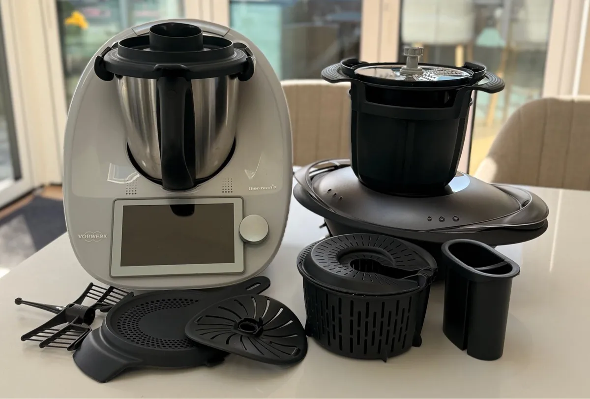 Thermomix TM6  - Excellent Condition + Cutter - Image 2