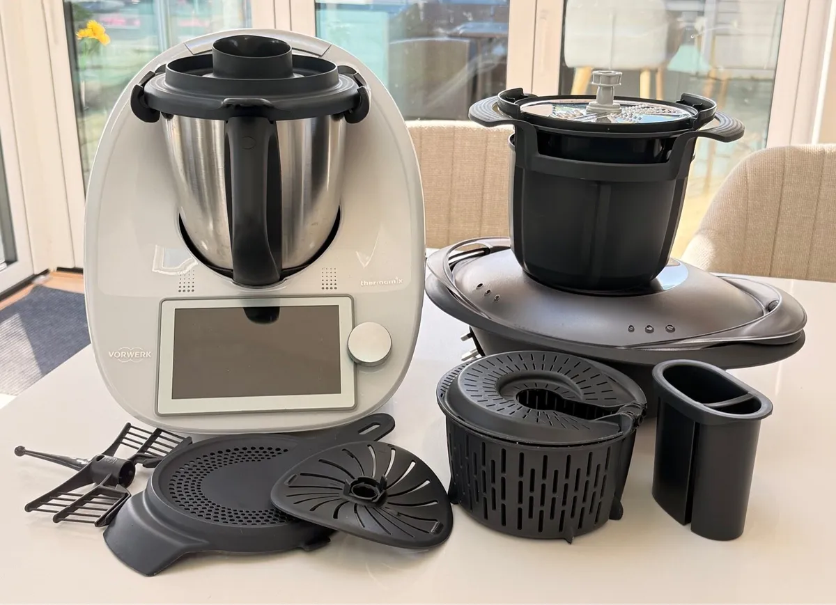 Thermomix TM6  - Excellent Condition + Cutter - Image 3