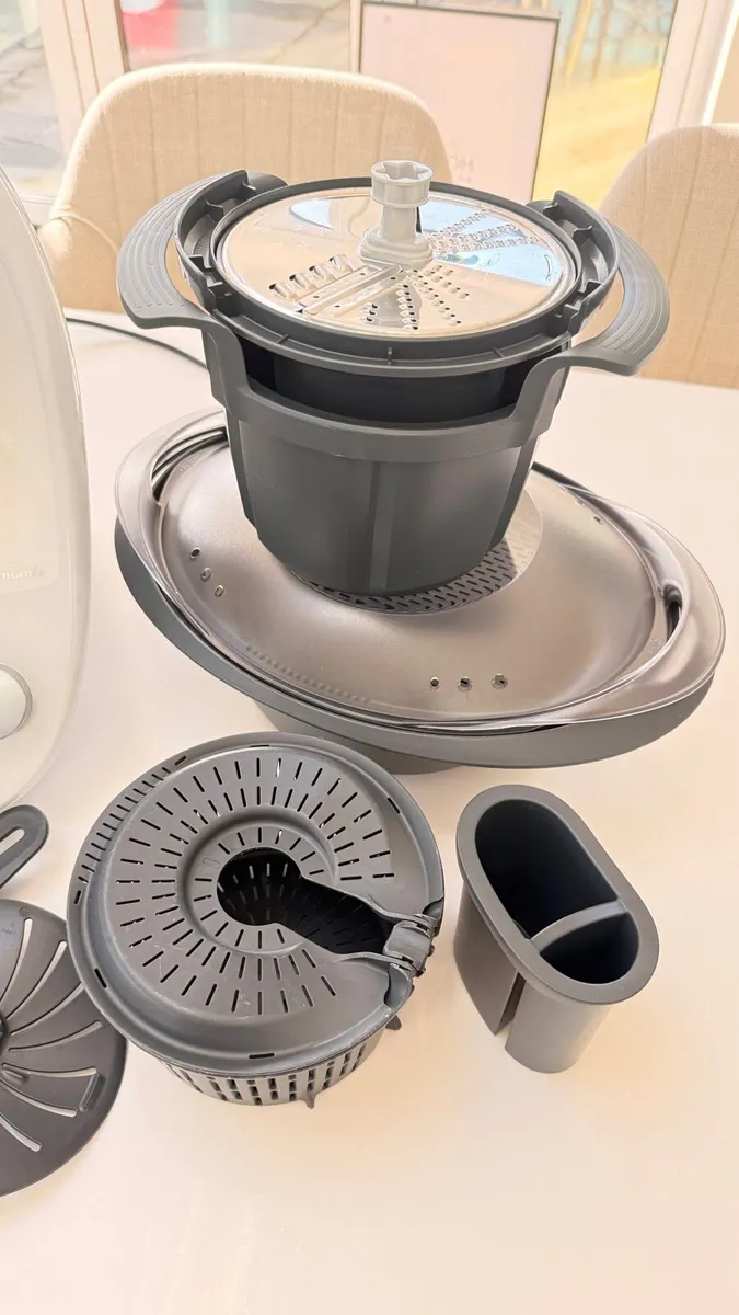 Thermomix TM6  - Excellent Condition + Cutter - Image 4