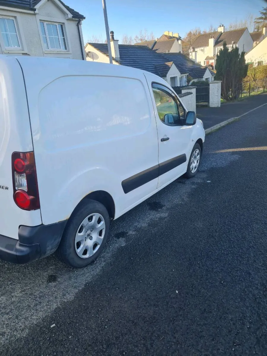 PEUGEOT PARTNER - Image 3