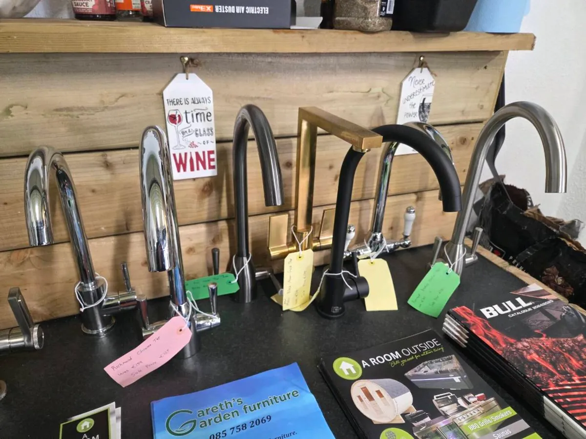 Kitchen taps - Image 1