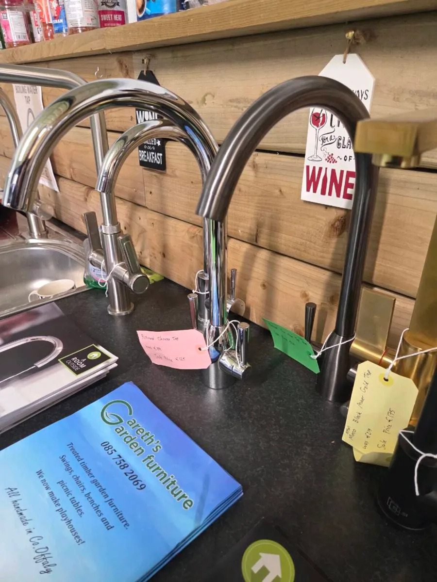 Kitchen taps - Image 4