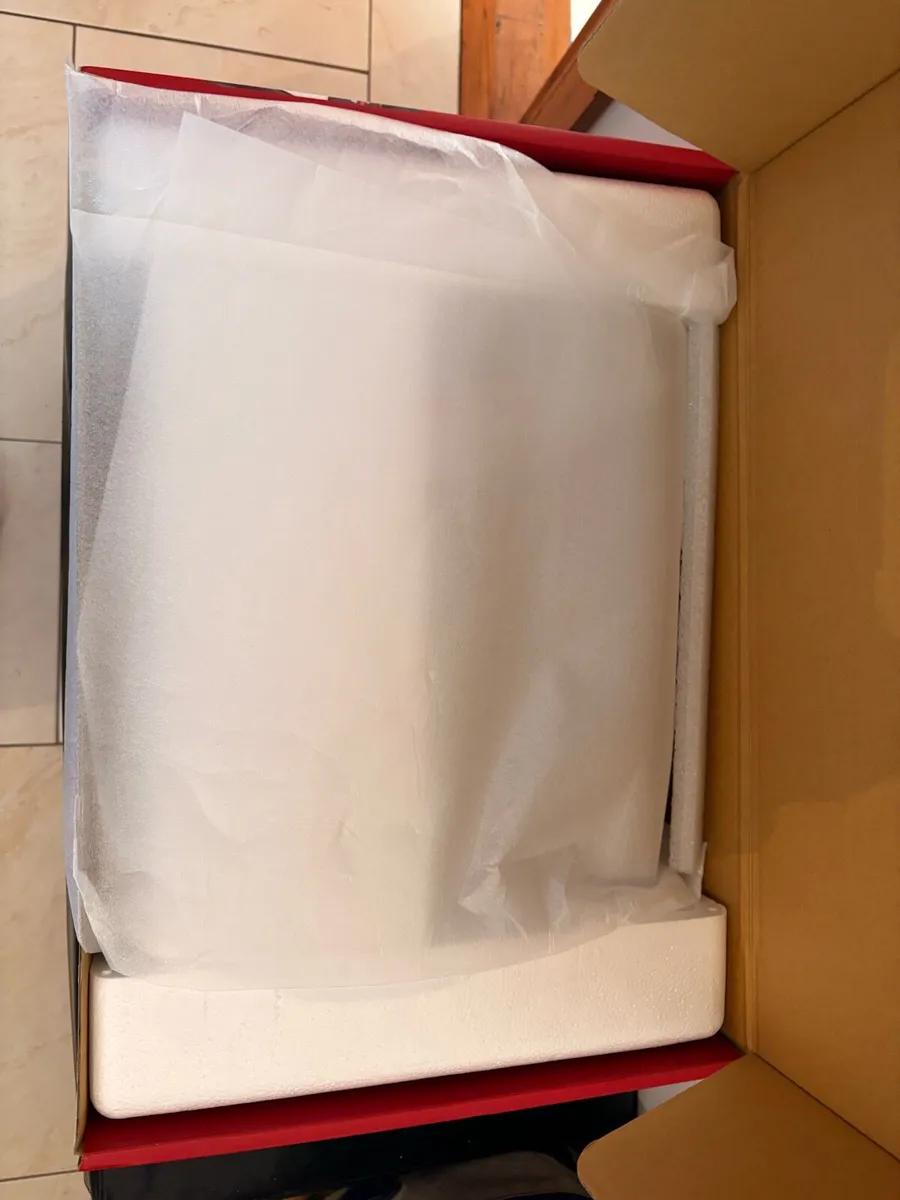 Akai MPK225 Controller Keyboard - Image 2