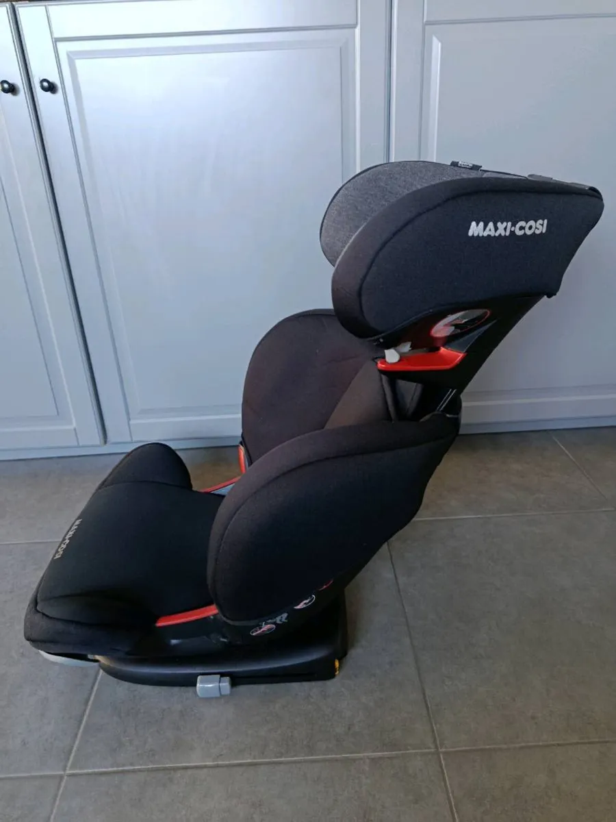 Maxi Cosi Rodofix Car Seat - Image 2