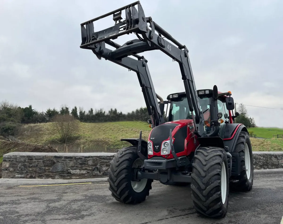 🚜 2014 Valtra N123 c/w Quicke Q45 Loader 🚜 - Image 3
