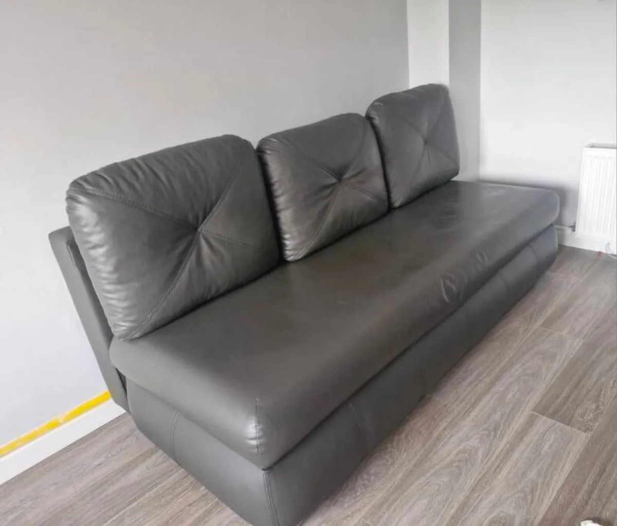 Charcoal grey leather double sofa bed - Image 4