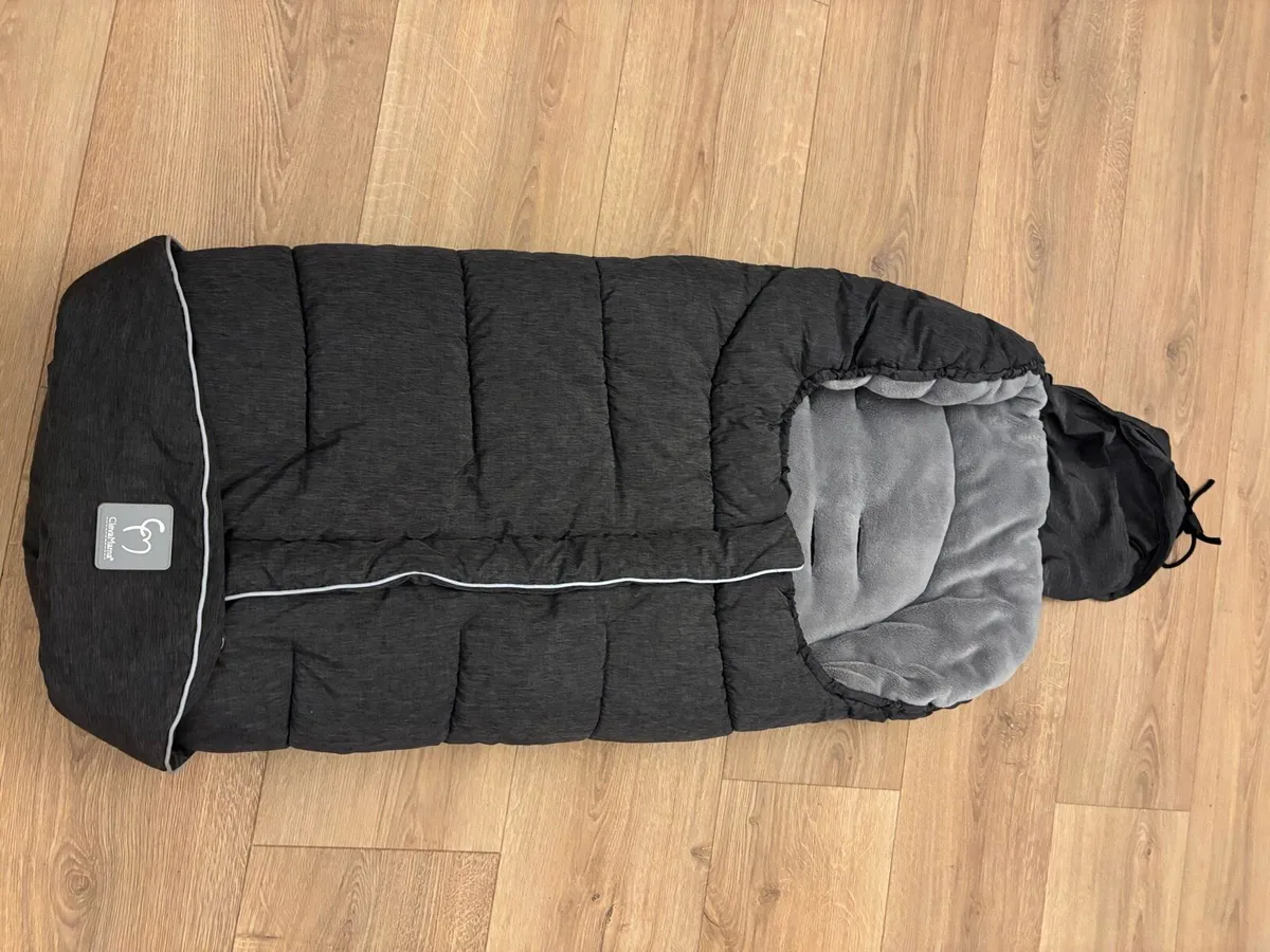 Uppa baby vista buggie plus sleeping bags - Image 4