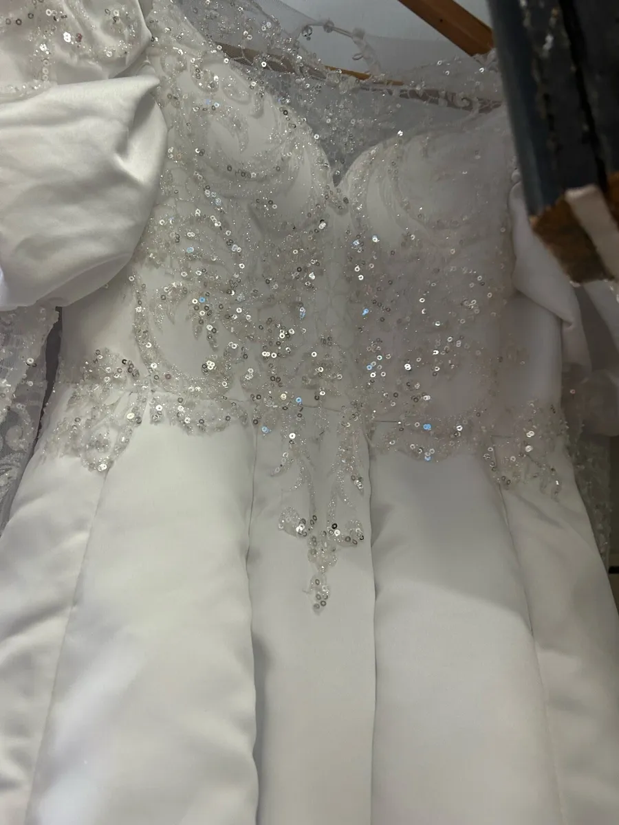 Communion dress - Image 1