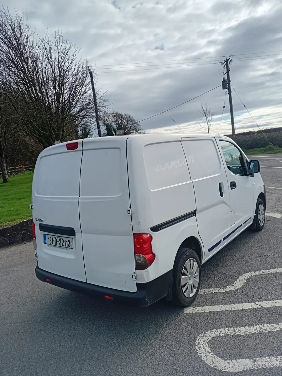 2018 nv200 - Image 3