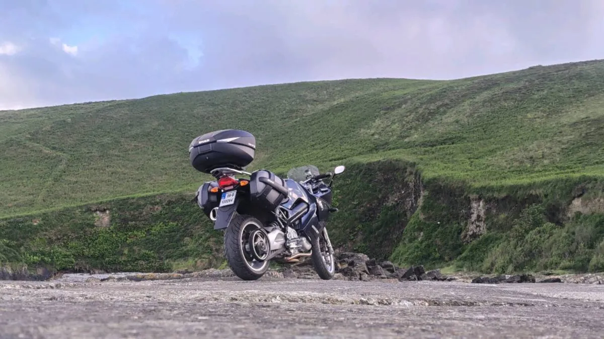 BMW F800 ST - Image 1