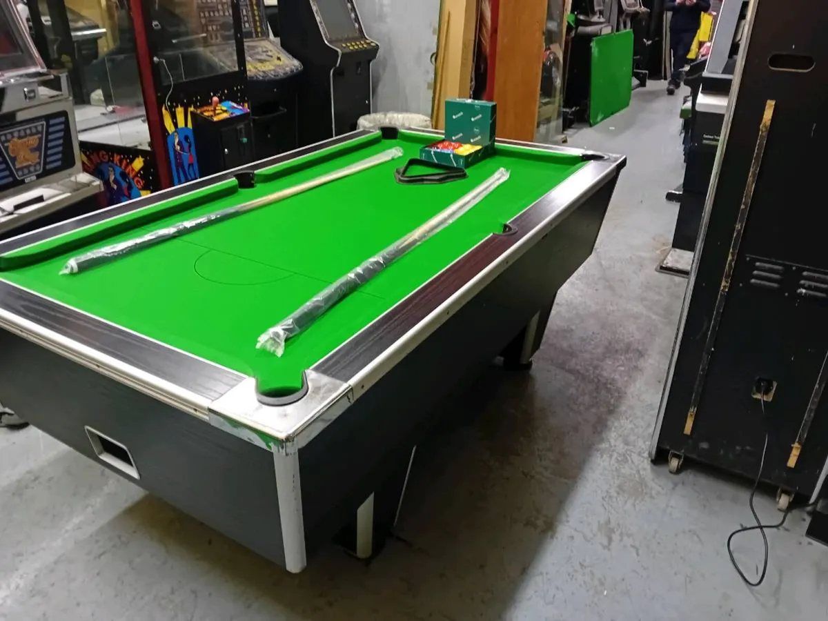 Pool Table - Image 2