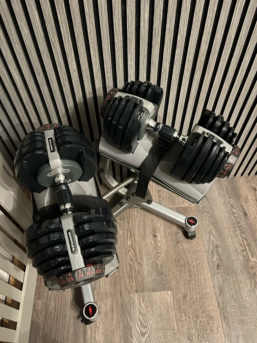 Bowflex adjustable dumbbells - Image 2