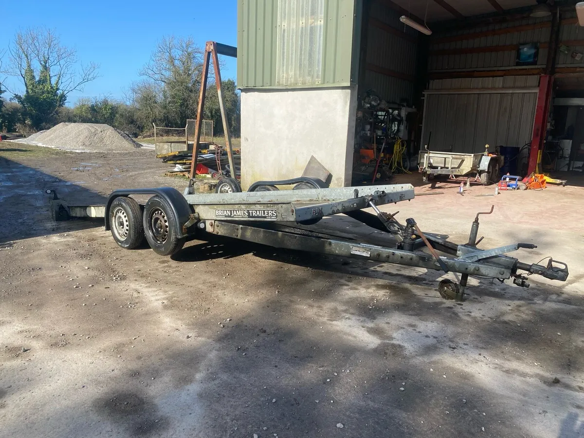 Brian James tilt bed trailer - Image 2