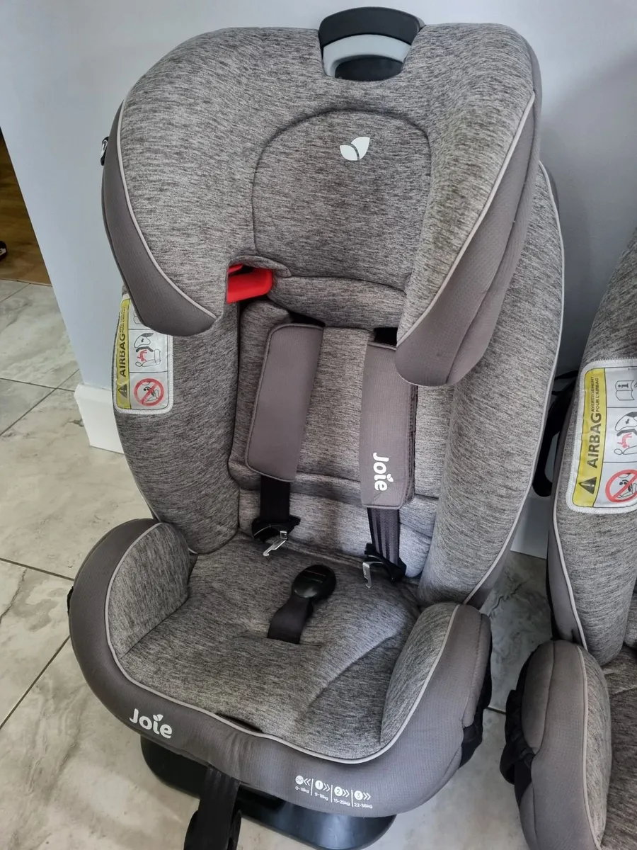 Joie Car Seats x2 Group - Image 4