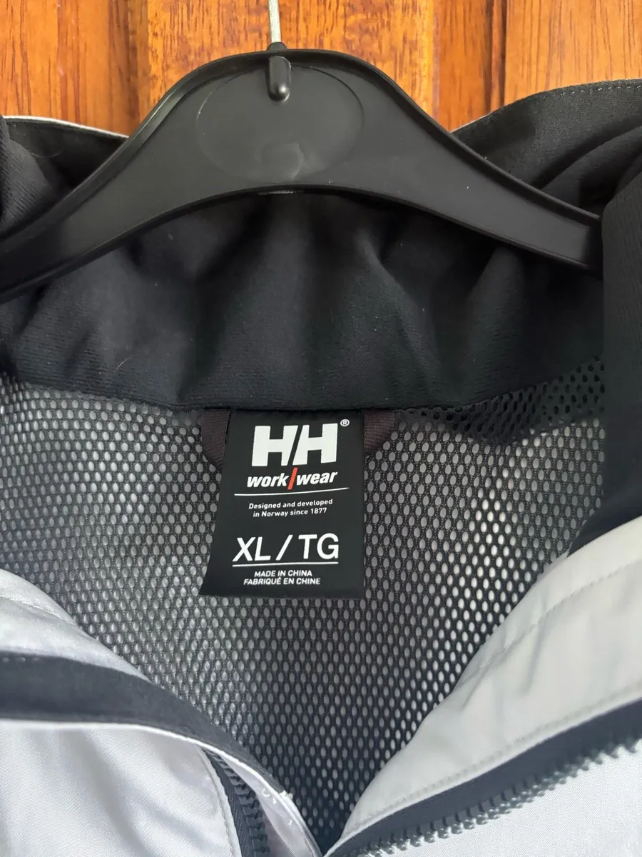 Helly Hansen jacket - Image 2