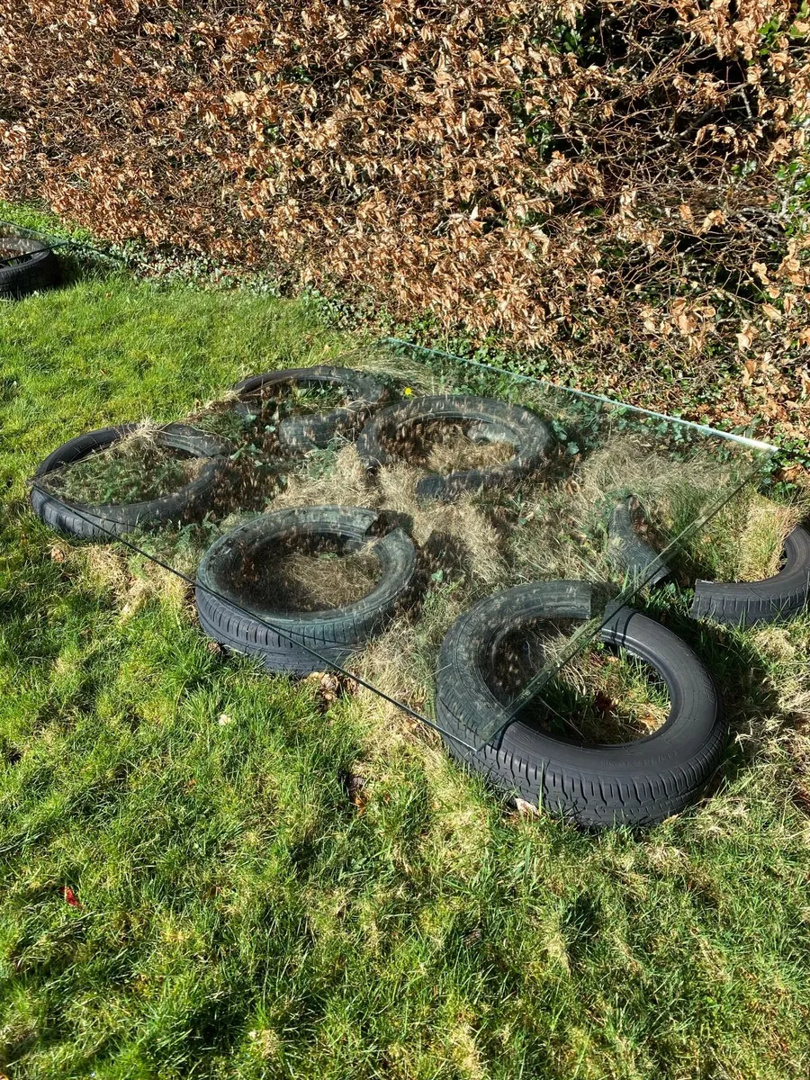 2 Large 10mm Toughened Glass Panels - Image 1