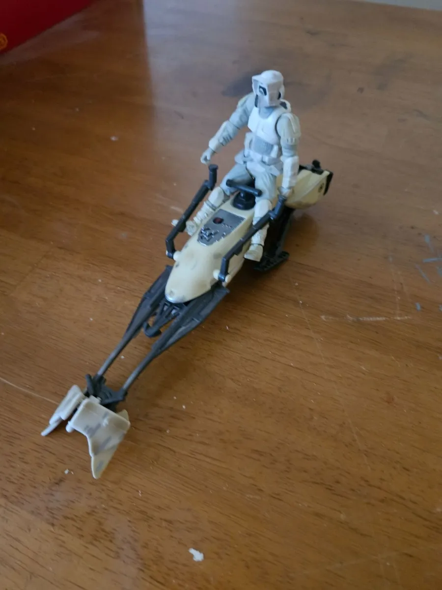 Star Wars Speederbike and Biker Scout - Image 2