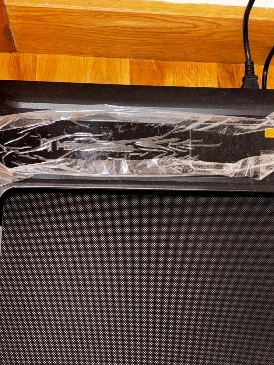 Walking pad with remote - Image 2