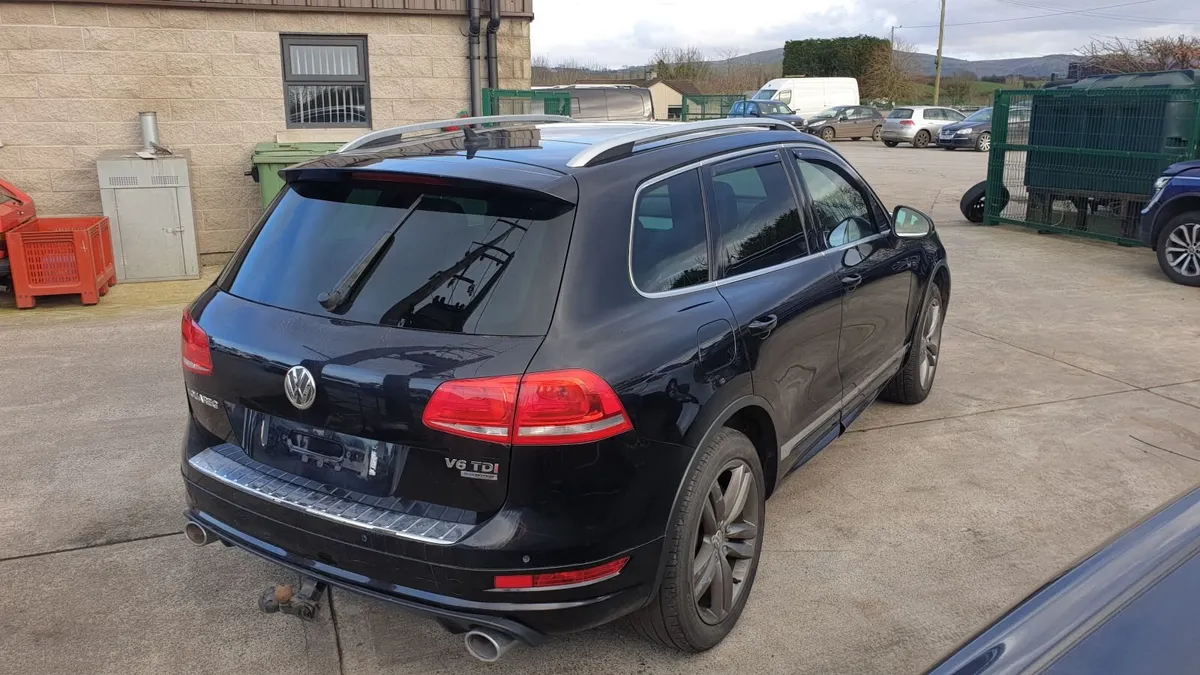 *For parts* Vw Touareg Altitude 3.0 V6 auto 2013 - Image 2