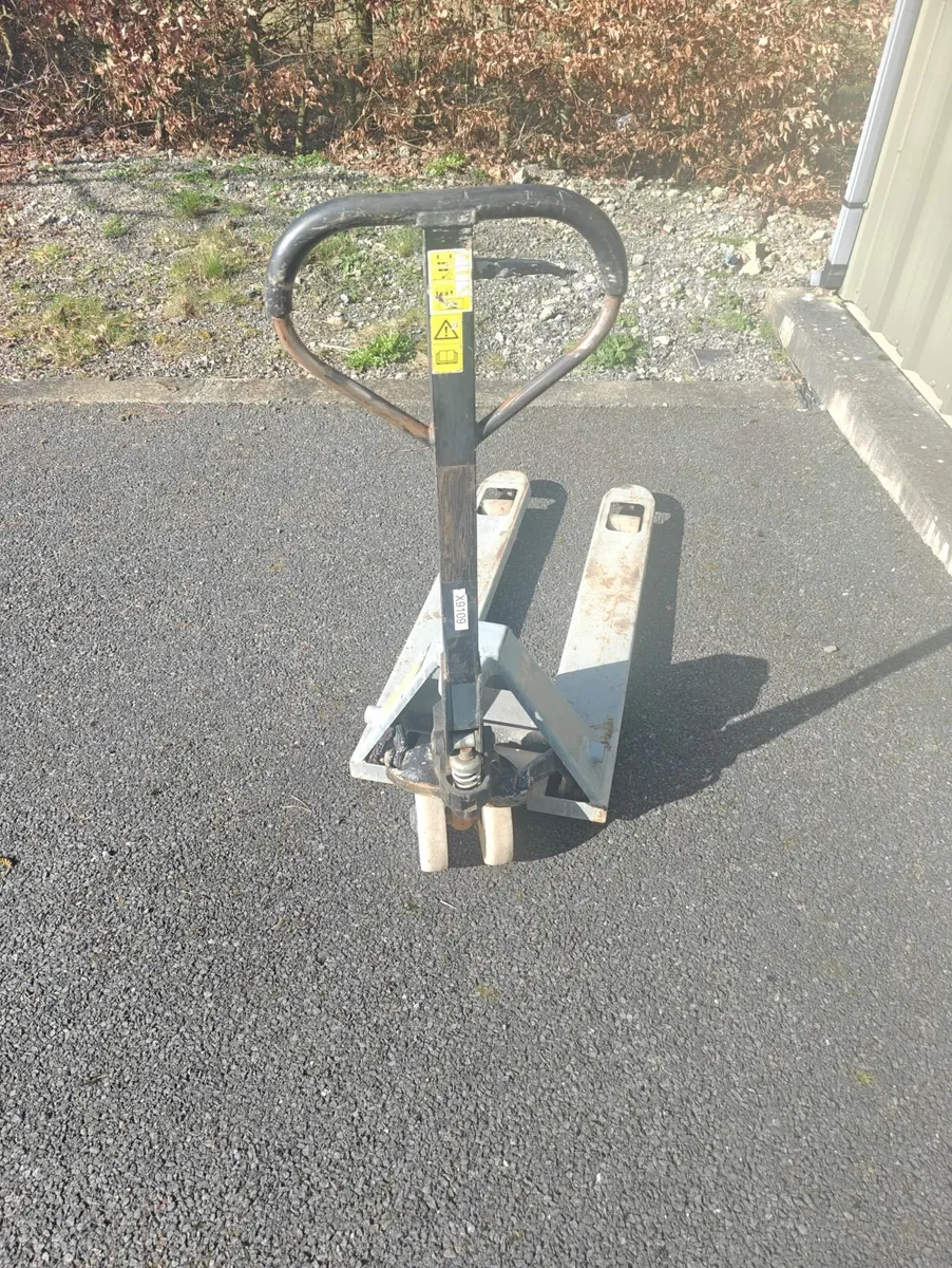 Pallet Truck - Image 2